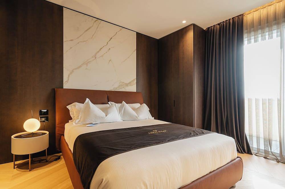 Superior Suite with heated pool in the heart of Bari in Bari, Bari Provinz