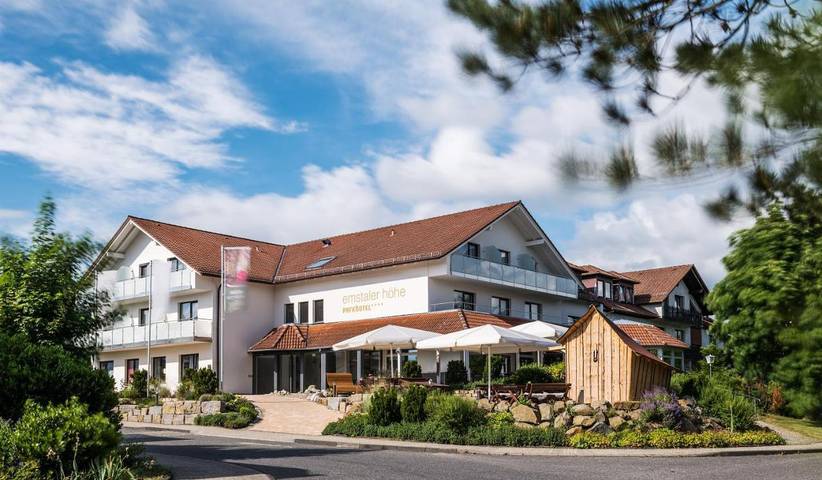 Hotel für 4 Personen, mit Terrasse und Garten sowie Sauna in Bad Emstal