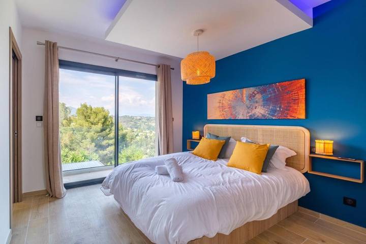 Villa pour 9 personnes, avec piscine à Saint-Paul-de-Vence - 4