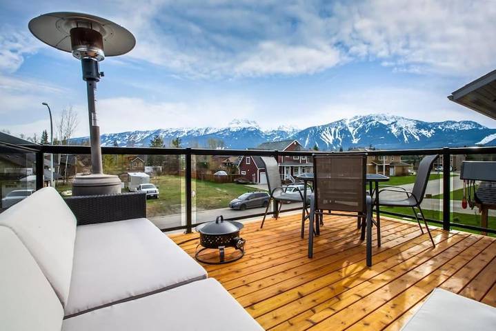 Vakantiewoning voor 4 personen, with sauna and uitzicht as well as terras in Revelstoke