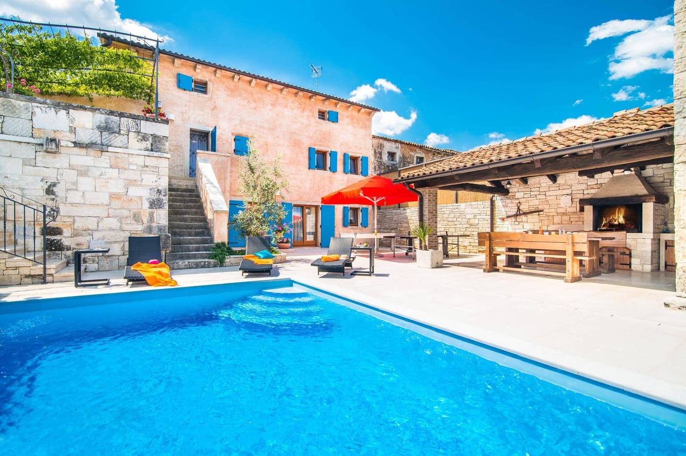 Villa für 10 Personen in Radetići, Zentralistrien