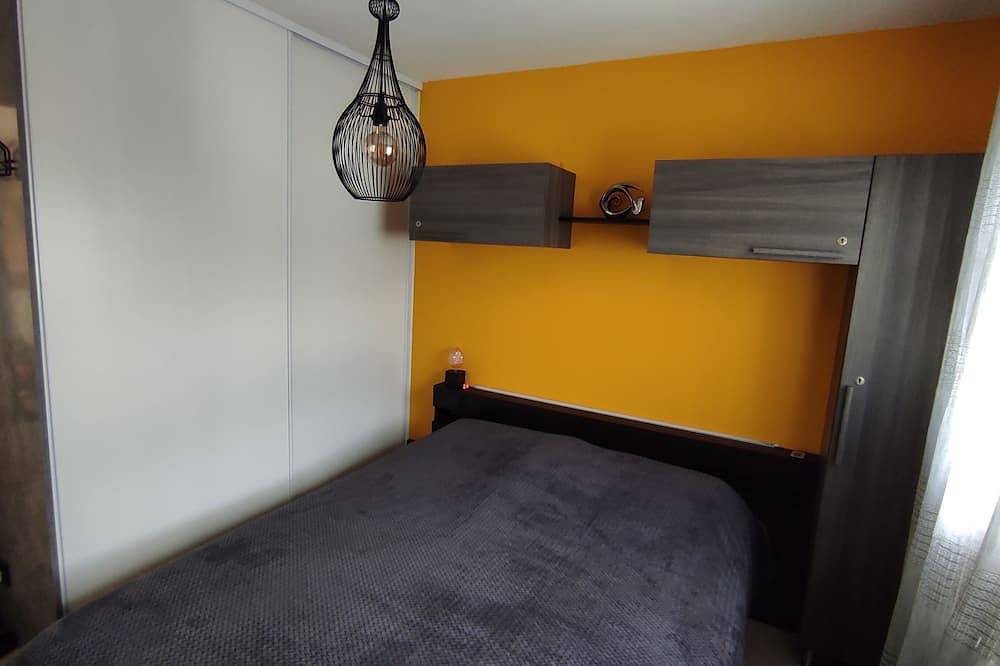 Appartement entier, Proche mer, Appartement au calme dans petite résidence, classé 2* in Santa-Lucia-di-Moriani, Arrondissement de Corte