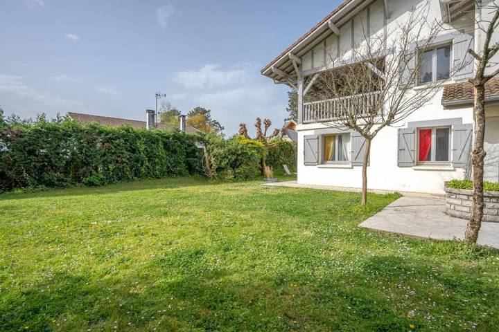 Gîte pour 6 personnes, avec jardin dans Golf de Chiberta - 2