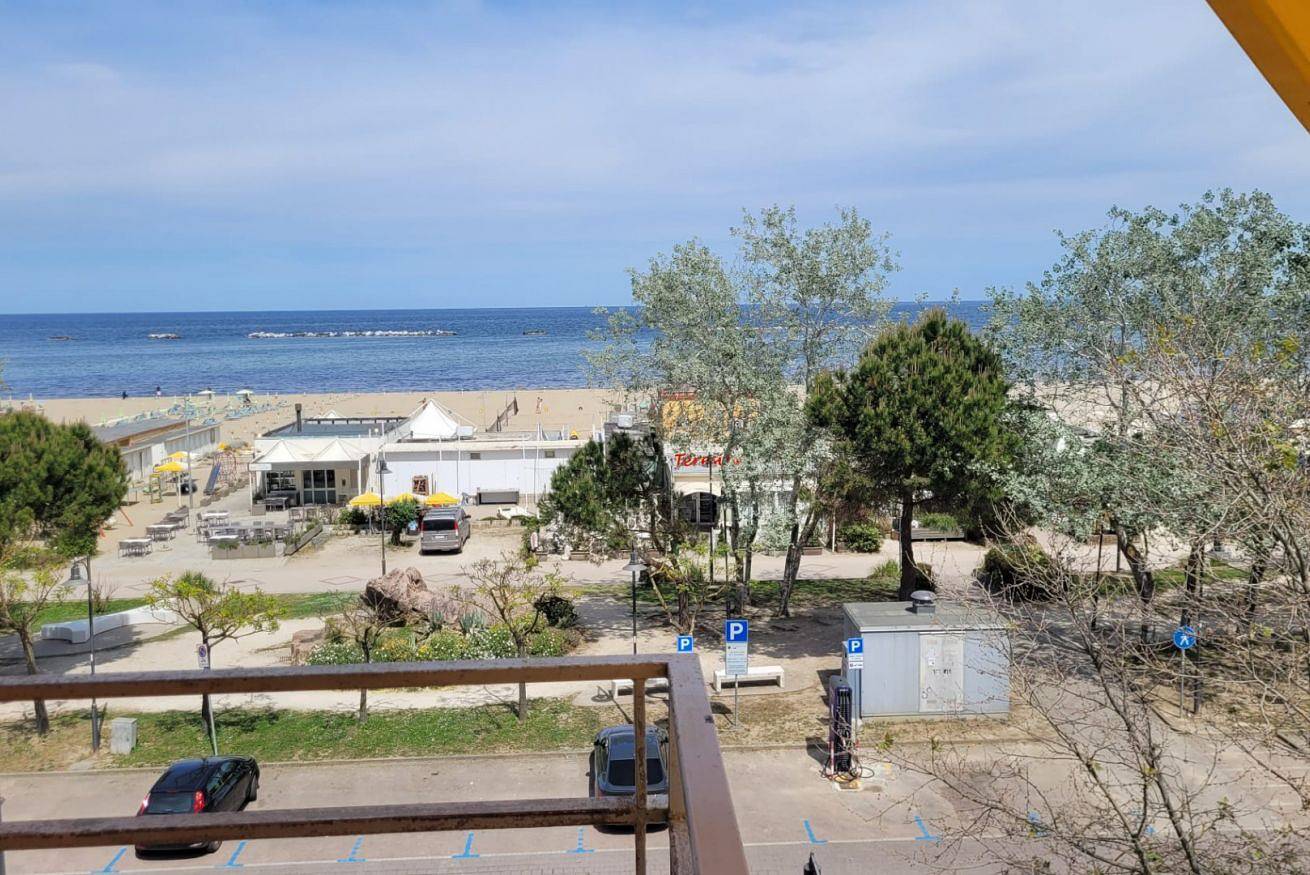 Appartement entier, Appartement de vacances pour 6 personnes avec balcon/terrasse in Cesenatico, Province de Forlì-Cesena