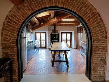 Gîte pour 6 personnes, avec balcon et vue, animaux acceptés à Corinaldo