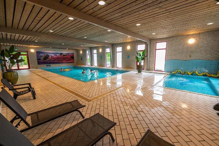 Location de vacances pour 4 personnes, avec jacuzzi ainsi que piscine et jardin à Arnhem - 2