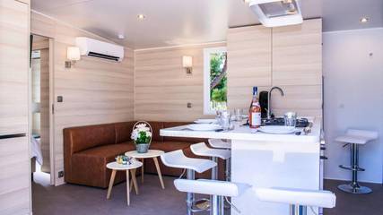 Camping Car pour 6 Personnes dans Plages des Cabanes de Fleury, Vendres, Photo 2