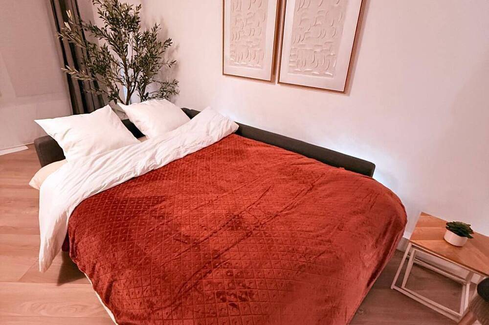 Apartamento entero, Between Paris and Disney, comfortable apartment with private parking! in Joinville-le-Pont, Valle del Marne