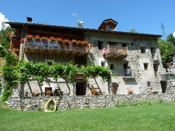 Gîte pour 4 personnes, avec balcon ainsi que piscine et jardin dans Roisan - 2