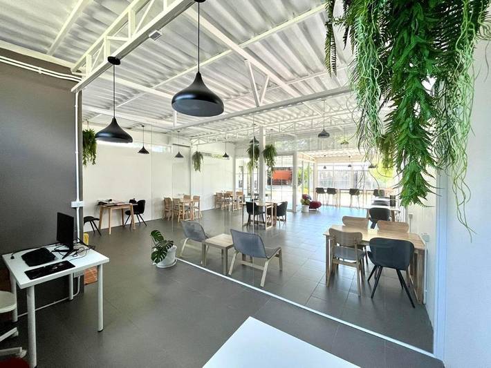 Station pour 4 personnes, avec vue ainsi que piscine et jardin dans Thongsala - 2