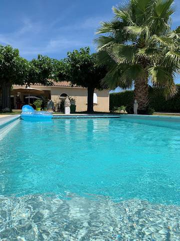 Chambre d’hôte pour 3 personnes, avec piscine et jardin à Saint-Aunès