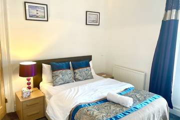 Holiday Home for 7 People in Plymouth, South West England, Photo 4