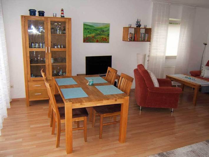Ganze Ferienwohnung, Vermietungsservice Kaufmann - Ferienwohnungen - Fw 4 - Strandweg 13 in Horumersiel, Wangerland
