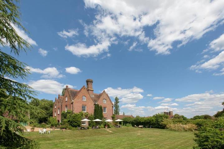 B&b for 4 people, with view and garden in Kent