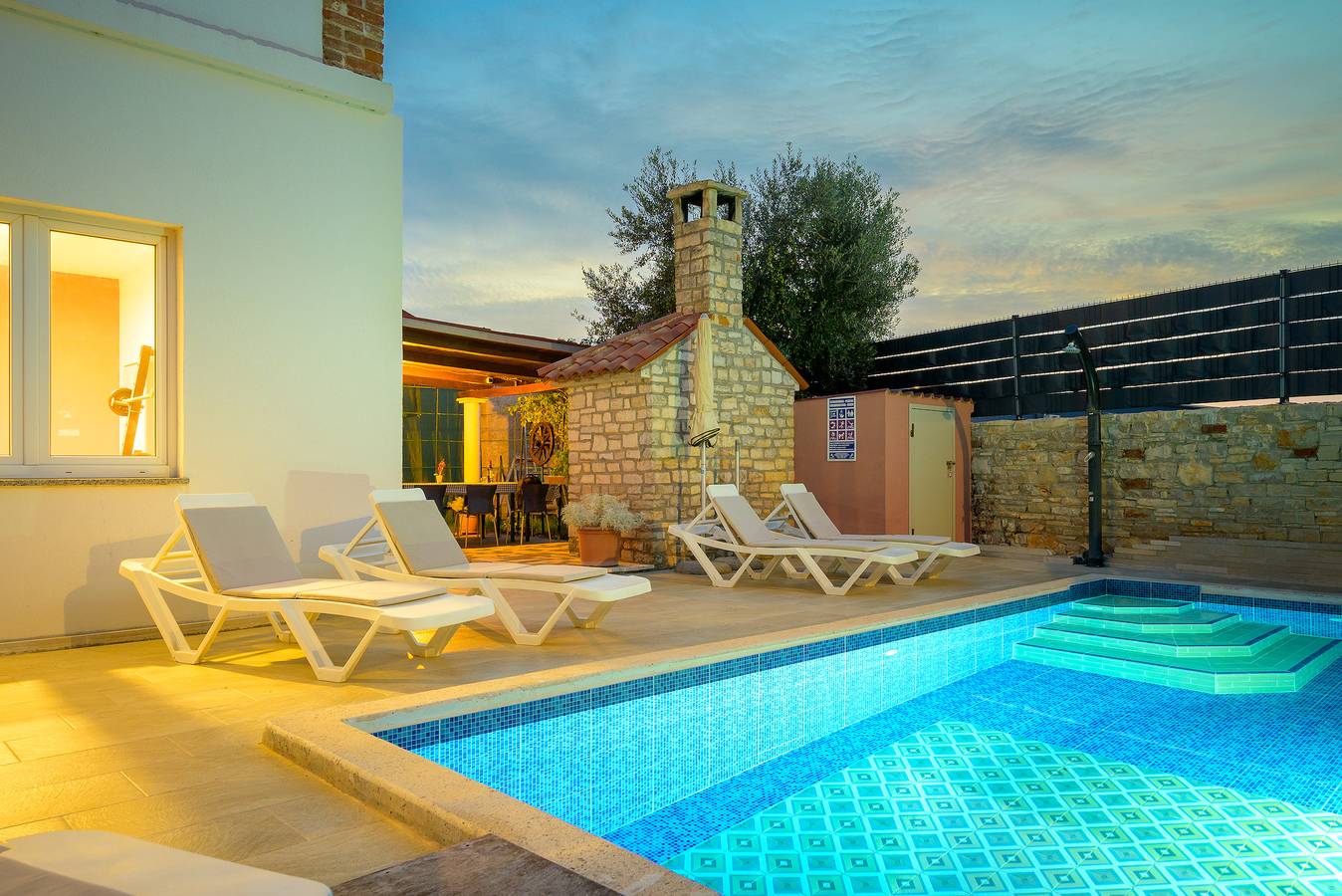 Villa per 8 Persone in Pula Croazia, Pula-Medulin