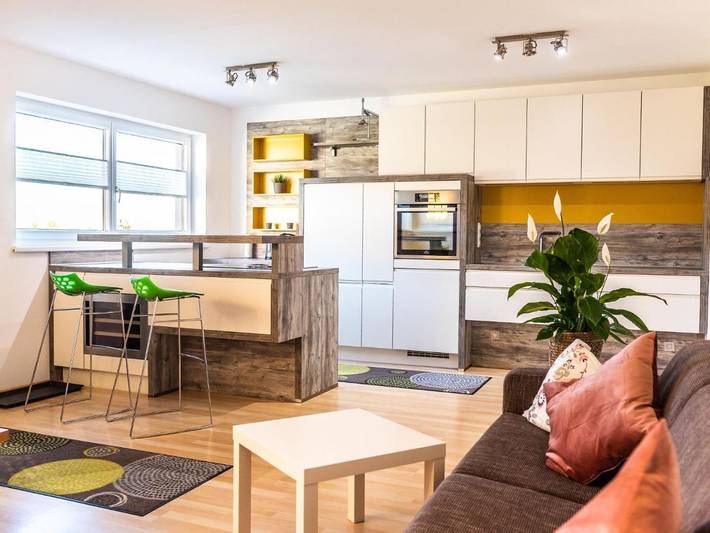 Ferienwohnung für 4 Personen, mit Terrasse und Garten in Oberperfuss