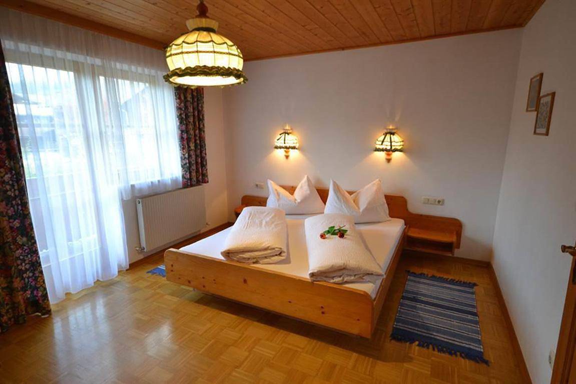 Ganze Ferienwohnung, Vierbettzimmer mit Dusche, Wc in Dorfgastein, Ski Amadé