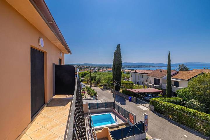 Maison d’hôte pour 4 personnes, avec piscine et jardin dans Krk - 4