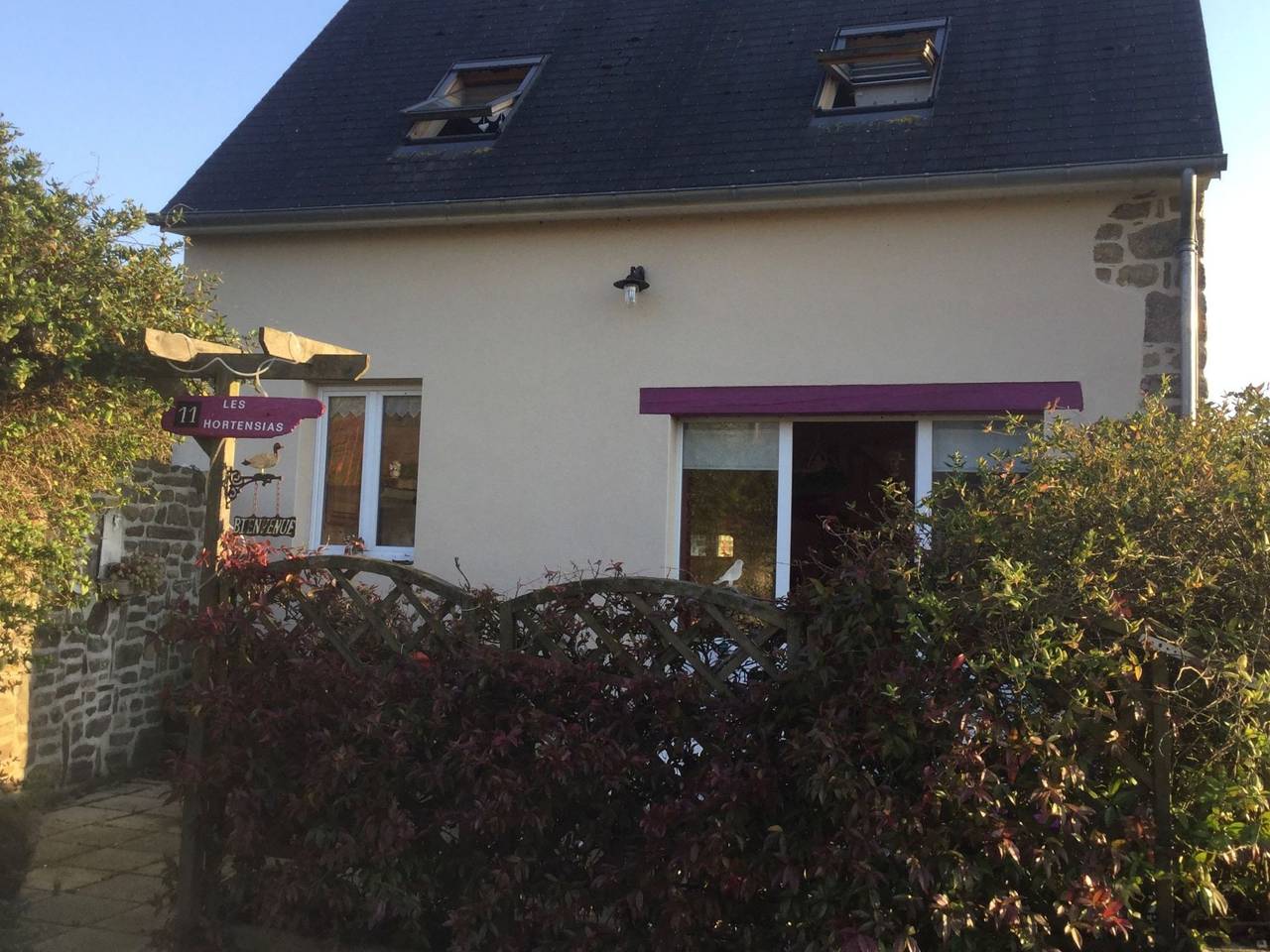Gemütliches Haus in der Bucht von Mont-Saint-Michel in Saint-Laurent-de-Terregatte, Avranches region