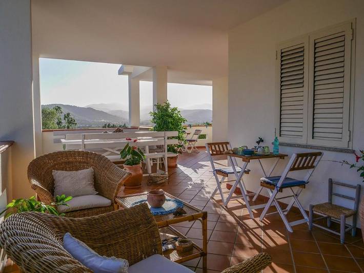 Chambre d’hôte pour 2 personnes, avec Terrasse ainsi que Jardin et Vue à Budoni - 2