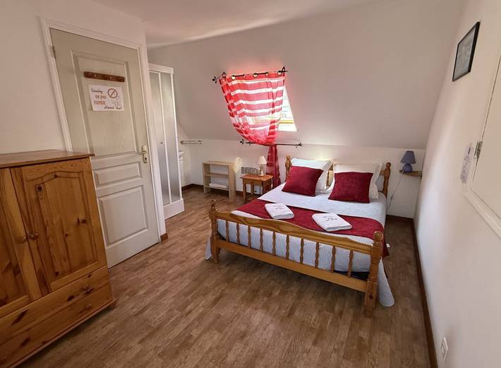 Chambre d’hôte pour 2 personnes, avec jacuzzi ainsi que jardin et sauna dans le Finistère