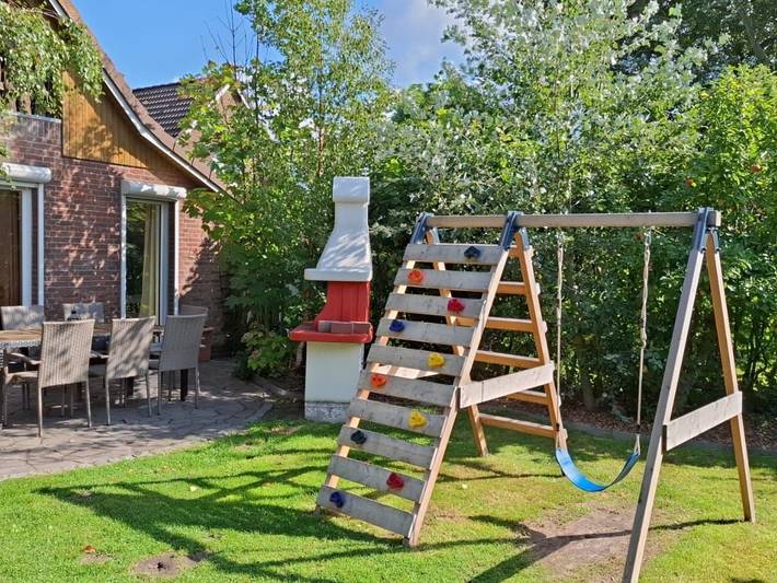 Ferienhaus für 8 Personen, mit Balkon und Terrasse sowie Garten in Dagebüll