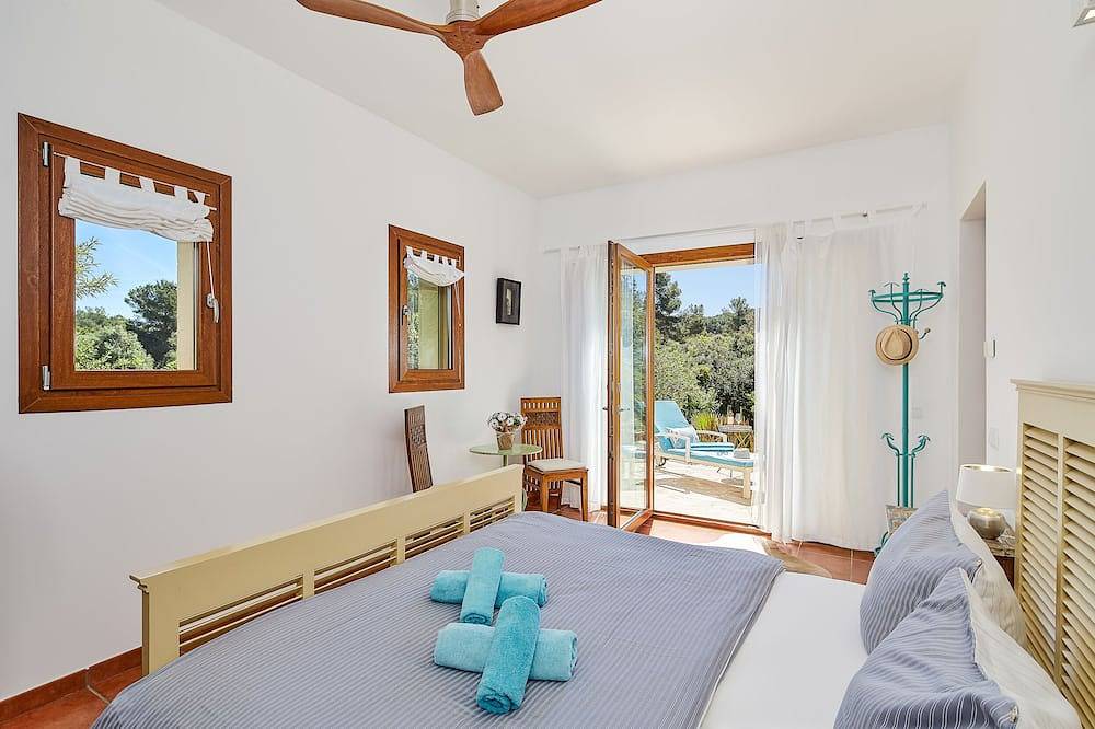 Exclusive Finca (Up To 12 Persons), With Pool, Sauna, Bbq, Wifi, Prime Location! in Algaida, Majorca Center