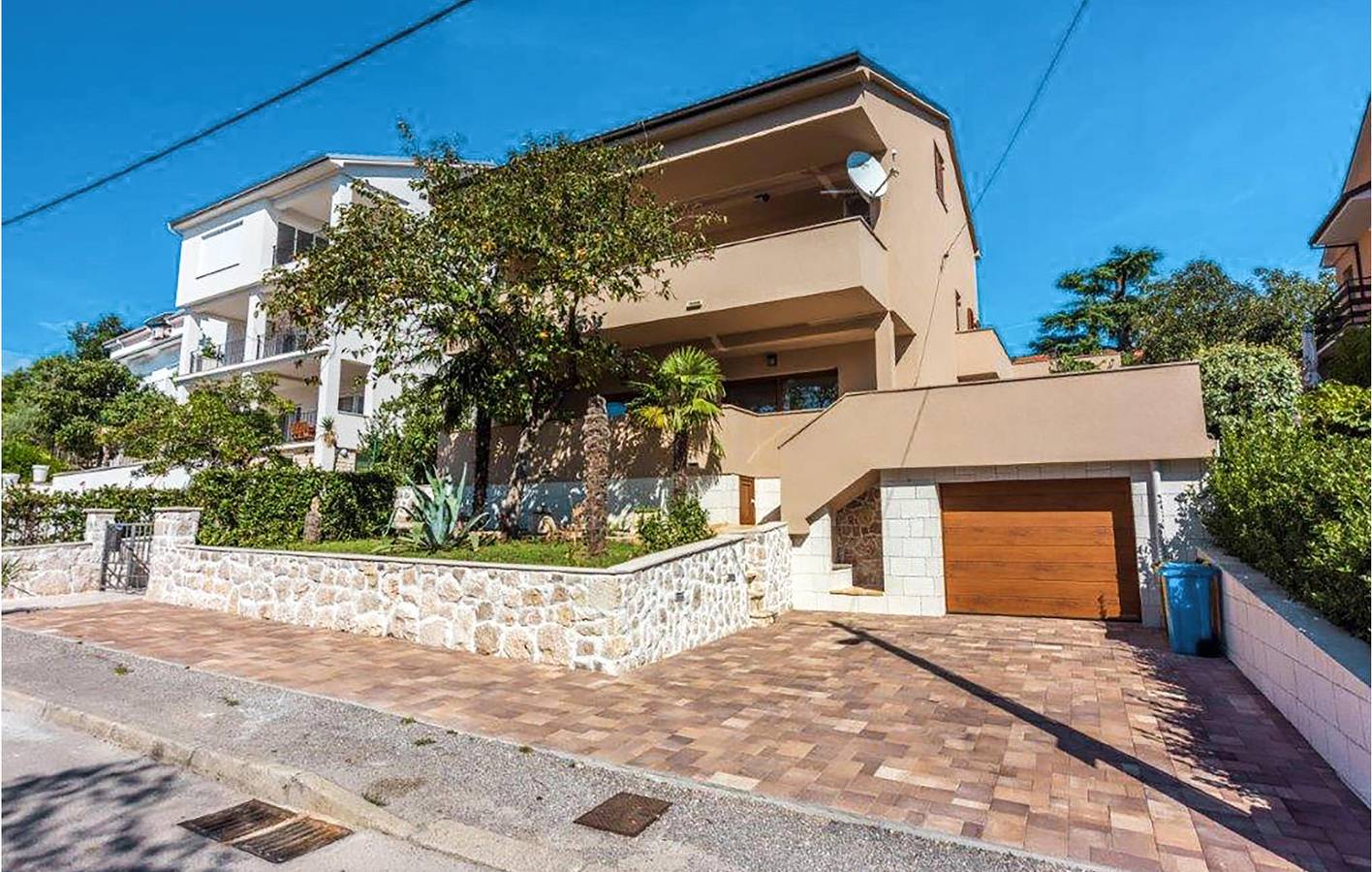 Cały apartament wypoczynkowy, Apartament wakacyjny dla 4 osób z taras in Dramalj, Żupania primorsko-gorska