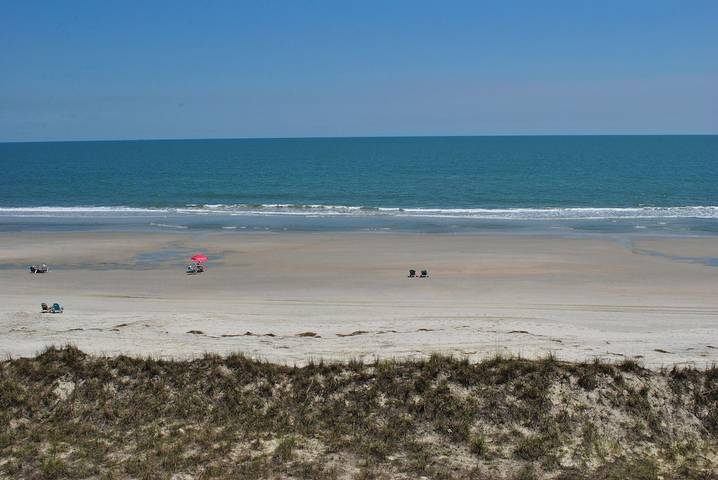Vacation rental for 8 people, with balcony and hot tub as well as pool in Pawleys Island