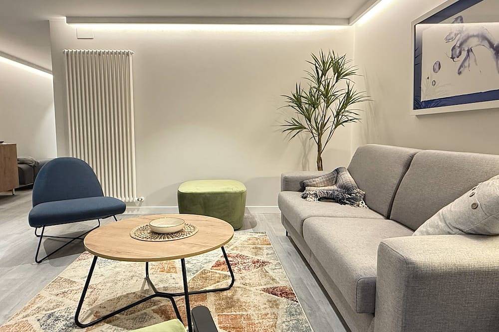 Entire apartment, Ourense Vello apartment, design in the center of the historical center in Ourense, Ourense Region