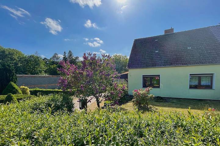 Ferienhaus für 4 Personen, mit Terrasse und Garten