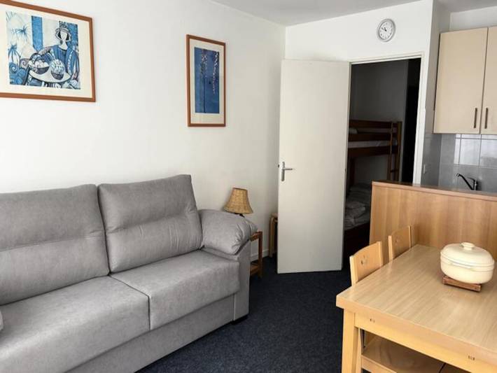 Chalet pour 4 personnes, avec balcon et piscine, adapté aux familles dans Gourette - 4