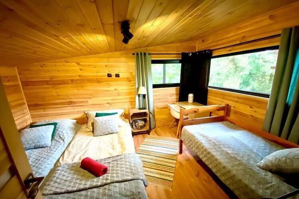 Cottage a Dlugosiodlo vicino alla foresta in Masowien