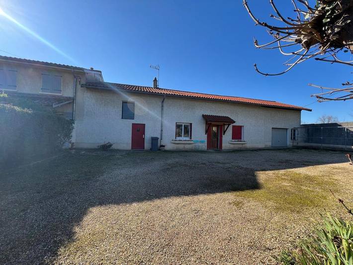 Location de vacances pour 4 personnes, avec Terrasse et Jardin à Saint-Jean-de-Thurigneux