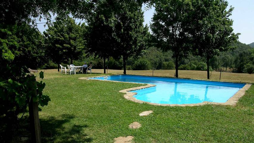 Casa rural para 5 personas, con jardín en Garrotxa