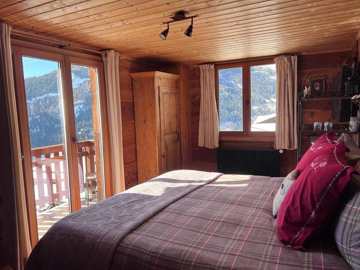 Location de vacances pour 2 personnes, avec vue et sauna ainsi que terrasse et jardin, animaux acceptés à Albinen - 3