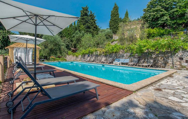 Location de vacances pour 5 personnes, avec piscine et terrasse, animaux acceptés à Grasse - 3