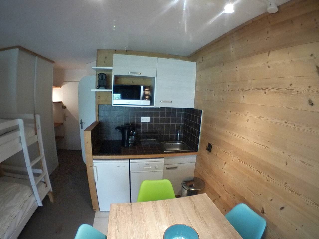 Studio entier, Studio pour 4 pers en centre station - balcon, wifi, ski aux pieds in Morzine, Les Portes du Soleil