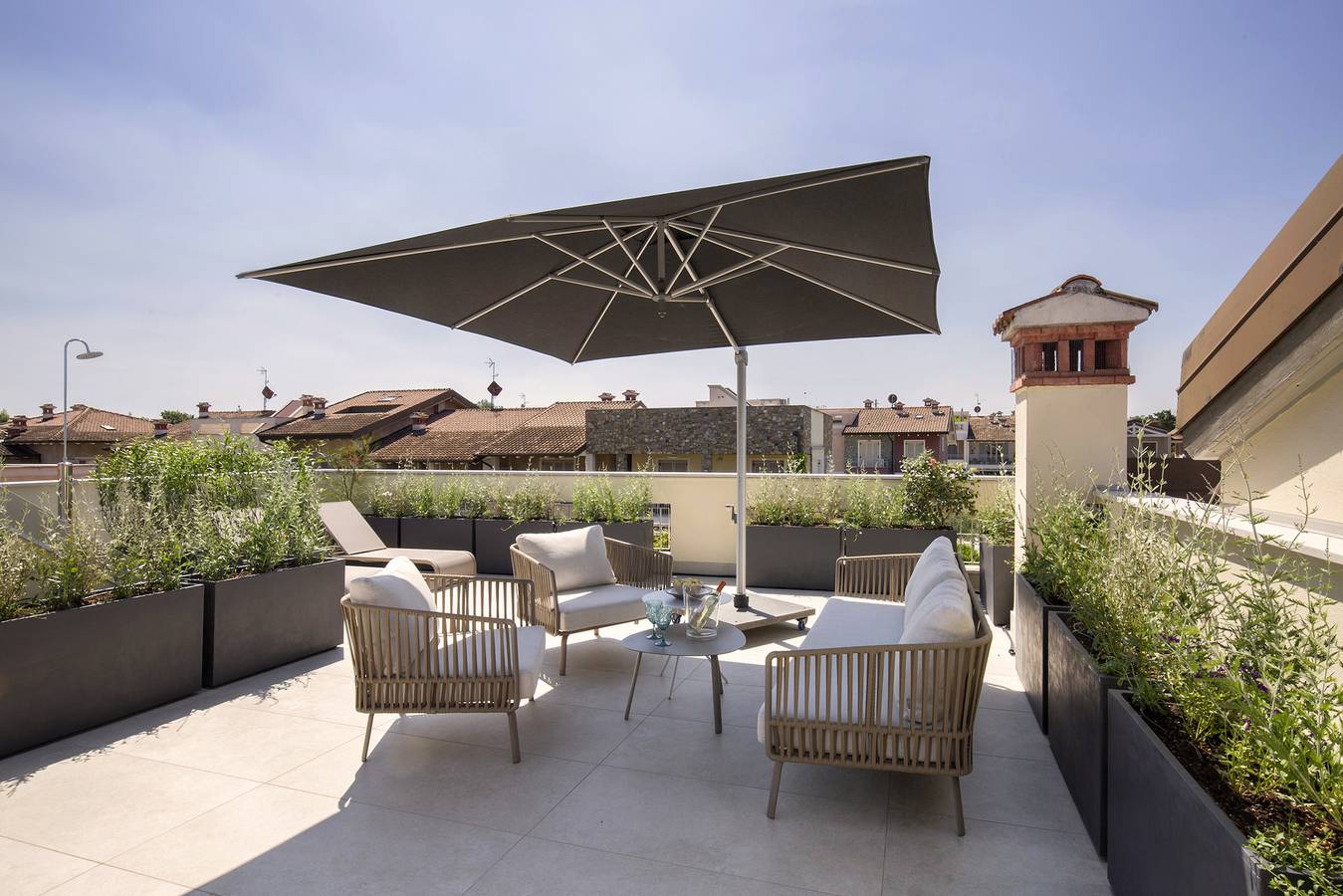 Apartamento entero, Apartment Delphine with shared Pool in Castelnuovo del Garda, Montañas Garda