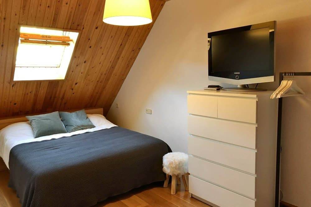 Chalet Los Ibones - Lodge Escarrilla in Escarrilla, Sallent de Gállego