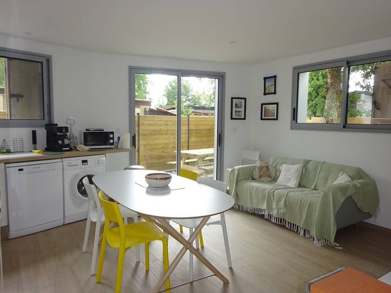 Maison Récente Climatisée à 300m du Lac, avec Parking, Tennis et Aire de Jeu in Biscarrosse, Côte d’Argent