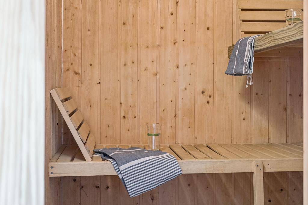 Gemütliches Ferienhaus zwischen der Nordsee und dem Ringkøbing Fjord in Nørre Lyngvig, Hvide Sande