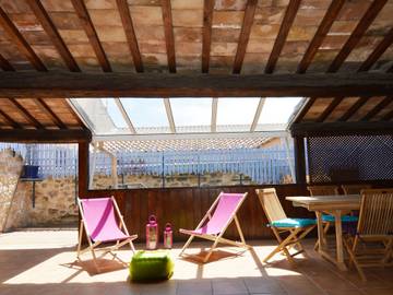 Gîte pour 6 personnes, avec balcon à Loupian