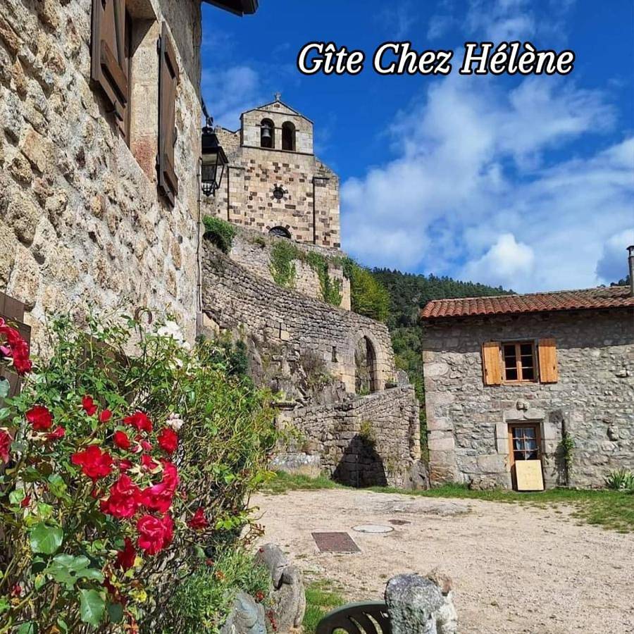 Two-Bedroom House in Saint-André-de-Chalencon, Haute-Loire