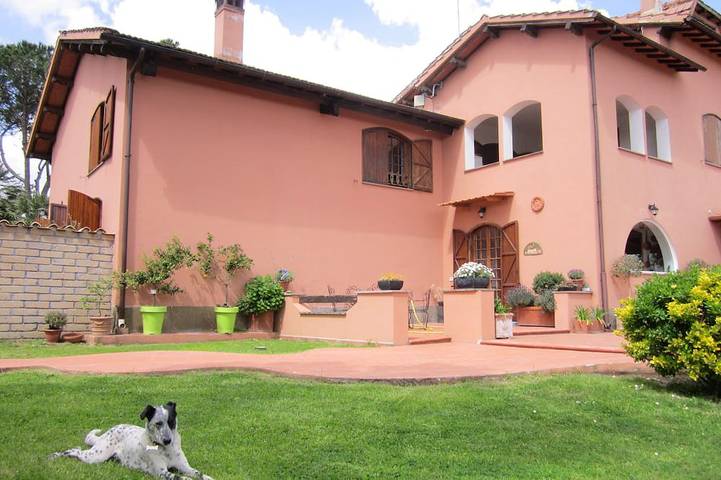 Holiday home for 9 people, with garden in Rome