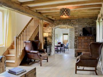 Log Cabin for 2 People in Powys, Mid-Wales, Photo 3