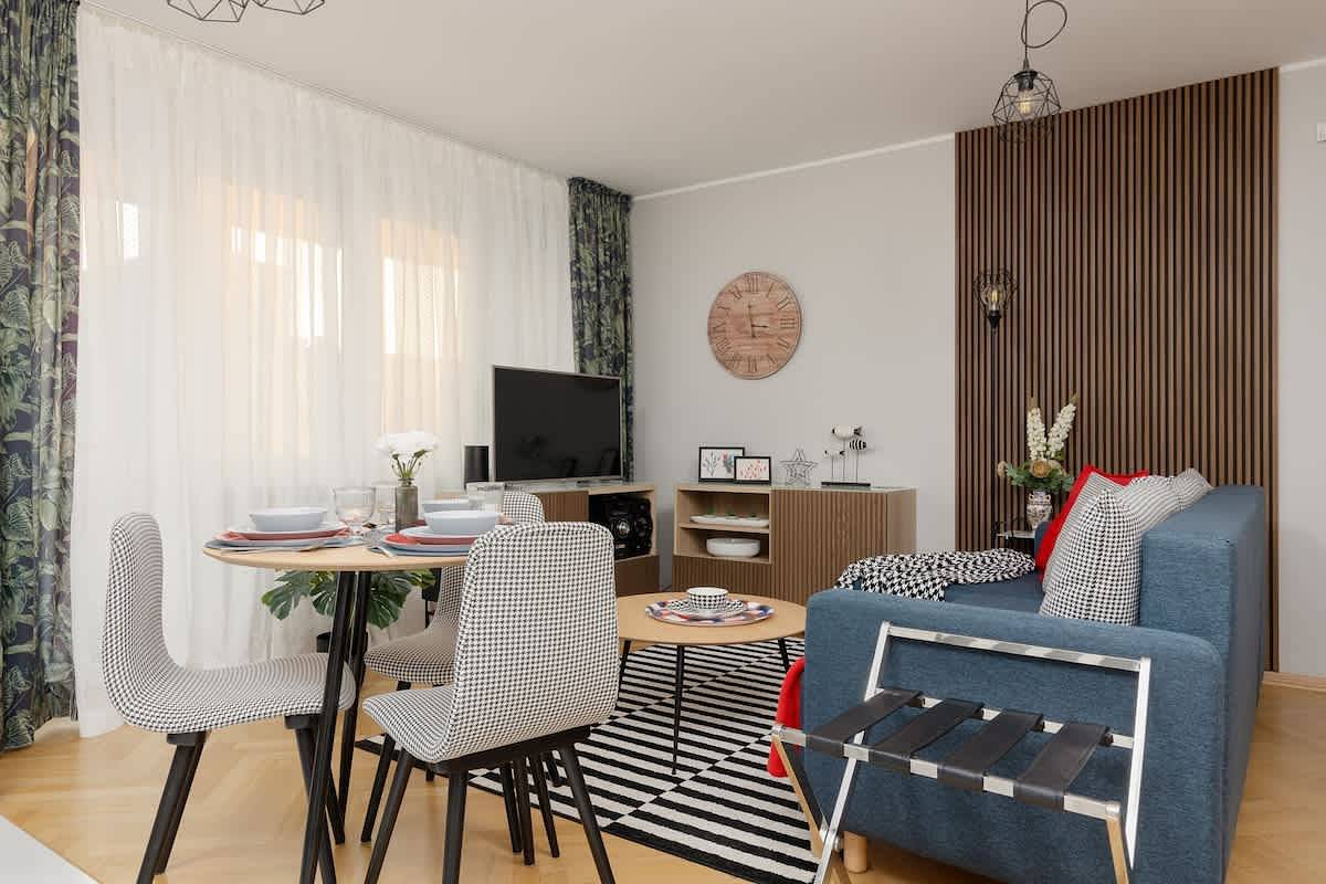 Ganze Wohnung, Modern Apartment in Zoliborz | Balcony and Workspace in Żoliborz, Warschau