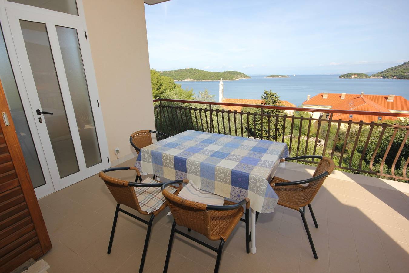 Appartamento vacanze a Isola Lissa a partire da 105€ a notte