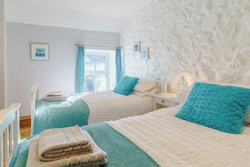 Picked for its wonderful character and charm and stunning sea views to enjoy. in Goodwick, Pembrokeshire