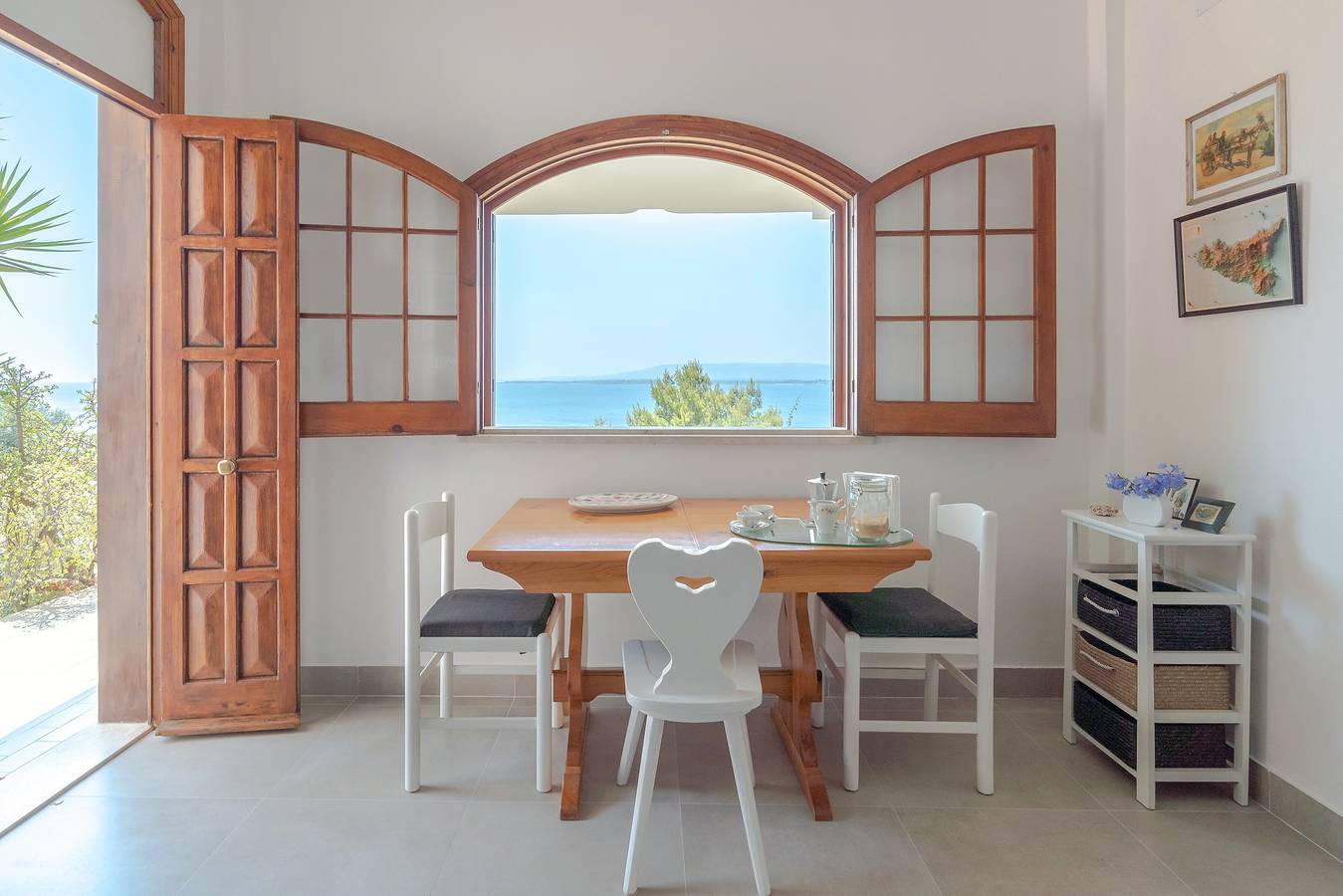 Appartement entier, Appartement "Kind of Blue" avec vue sur la mer, Wi-Fi et climatisation in Plemmirio, Syracuse